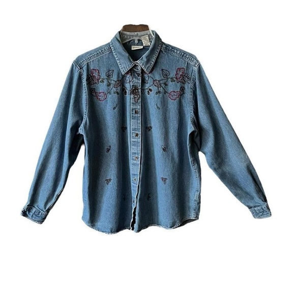 Classic Elements Tops - Vintage embroidered denim floral button up shirt